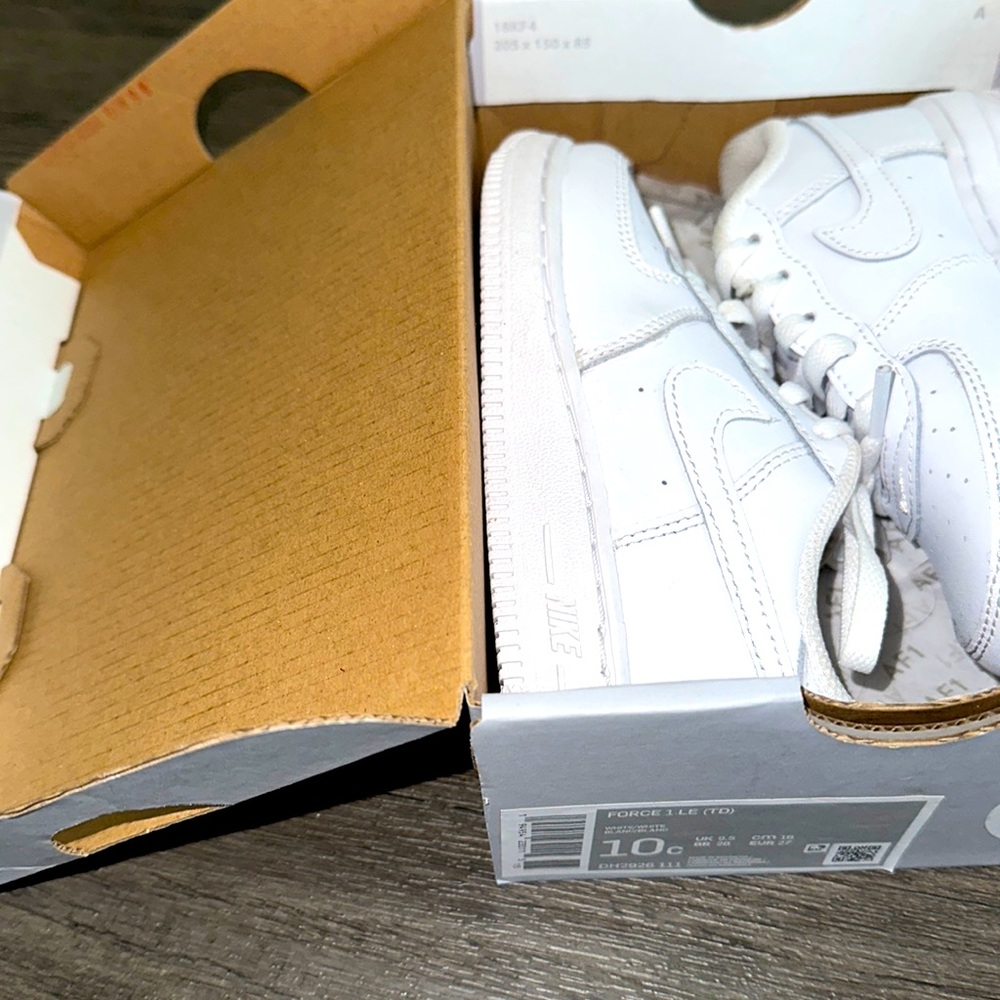Nike Air Force 1